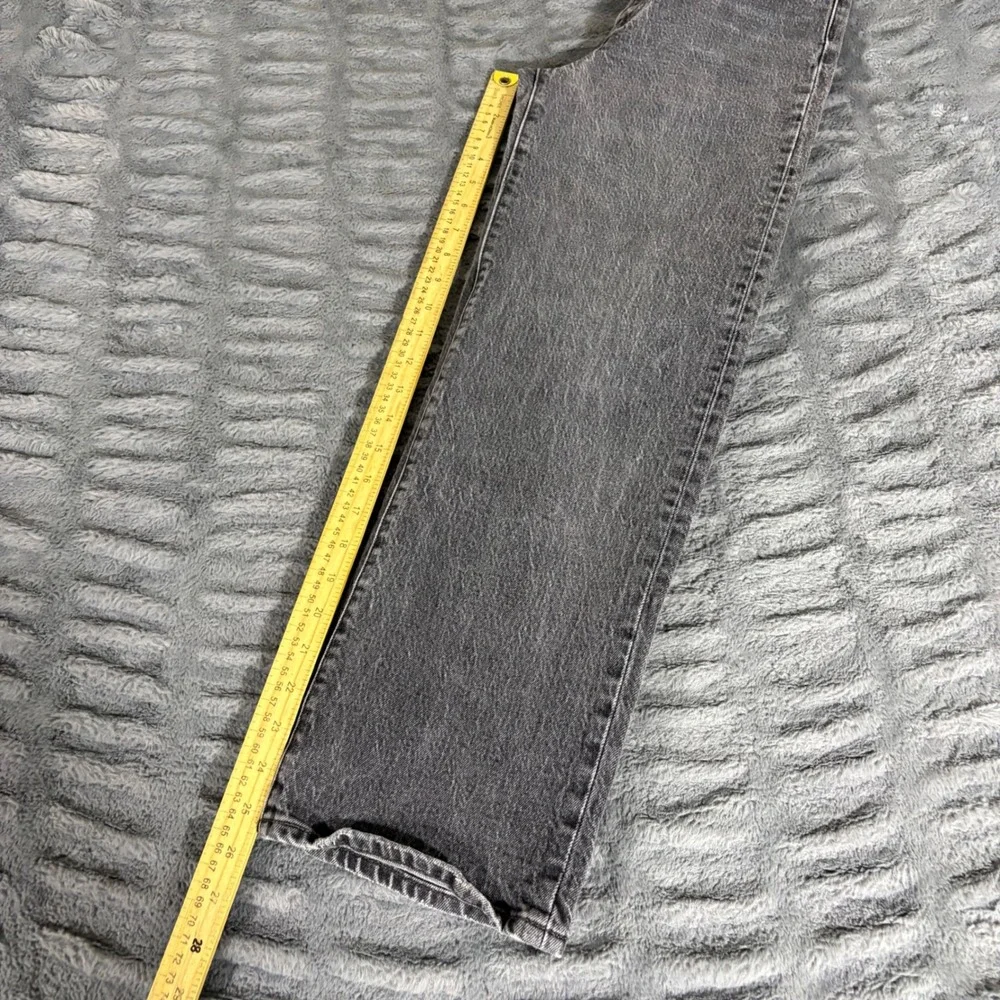Levis Premium measurements waist